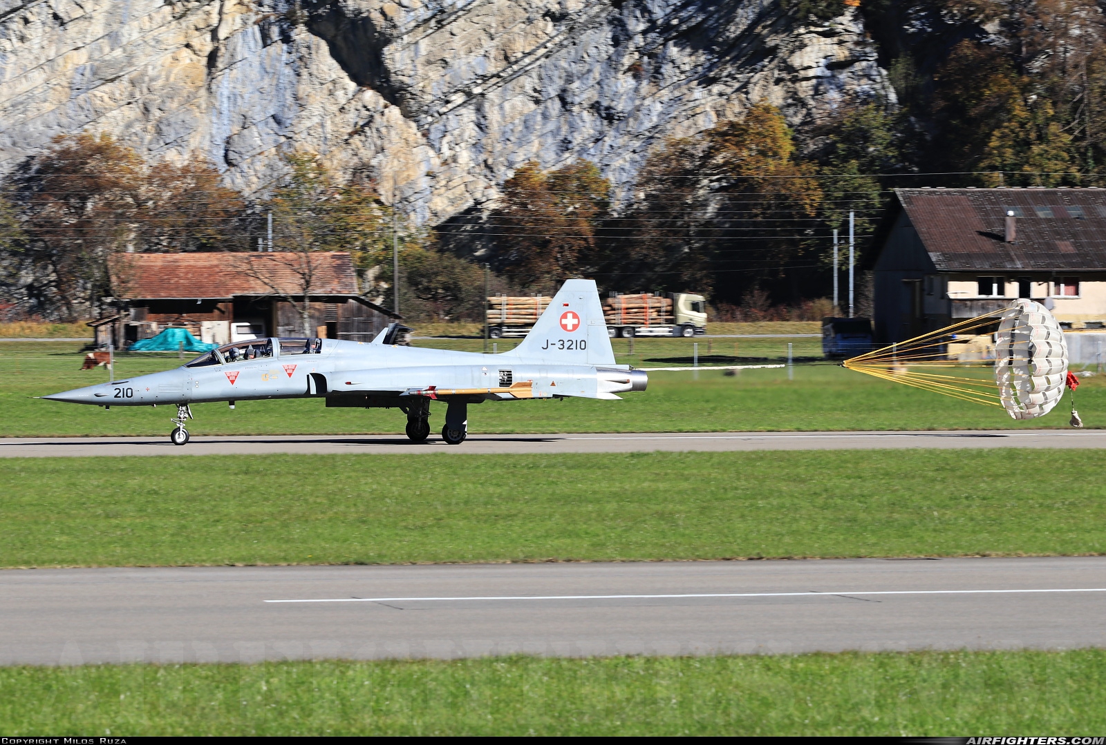 Switzerland - Air Force Northrop F-5F Tiger II J-3210 at Meiringen (LSMM), Switzerland