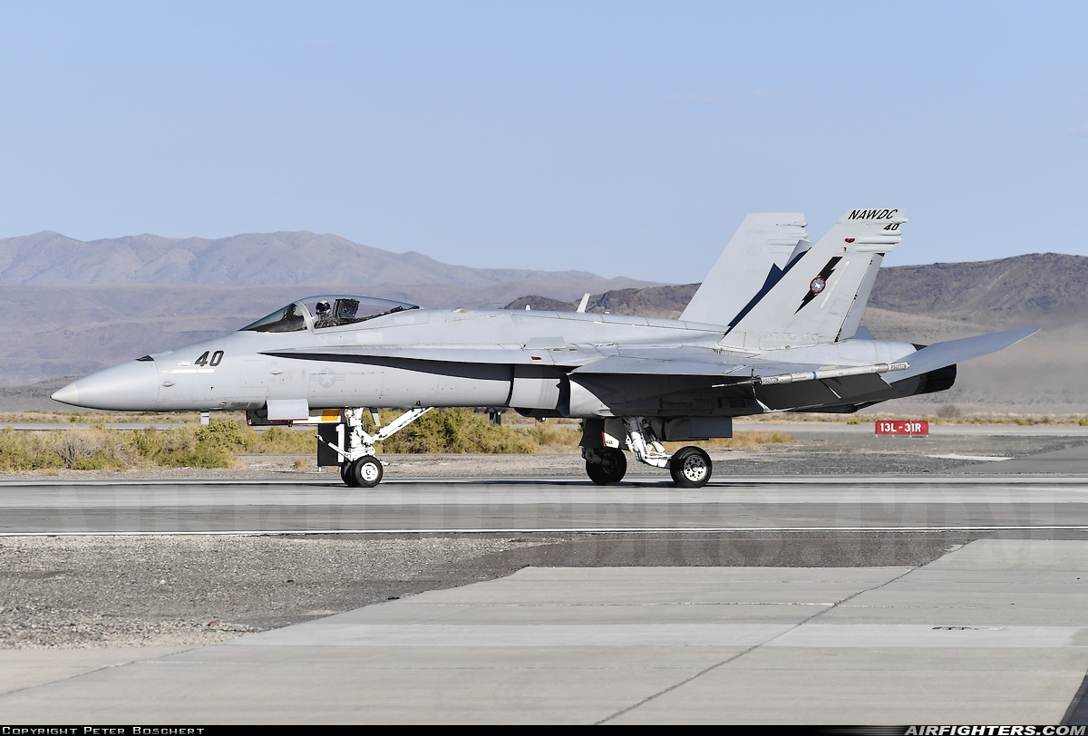 USA - Navy McDonnell Douglas F/A-18C Hornet 164654 at Fallon - Fallon NAS (NFL / KNFL), USA