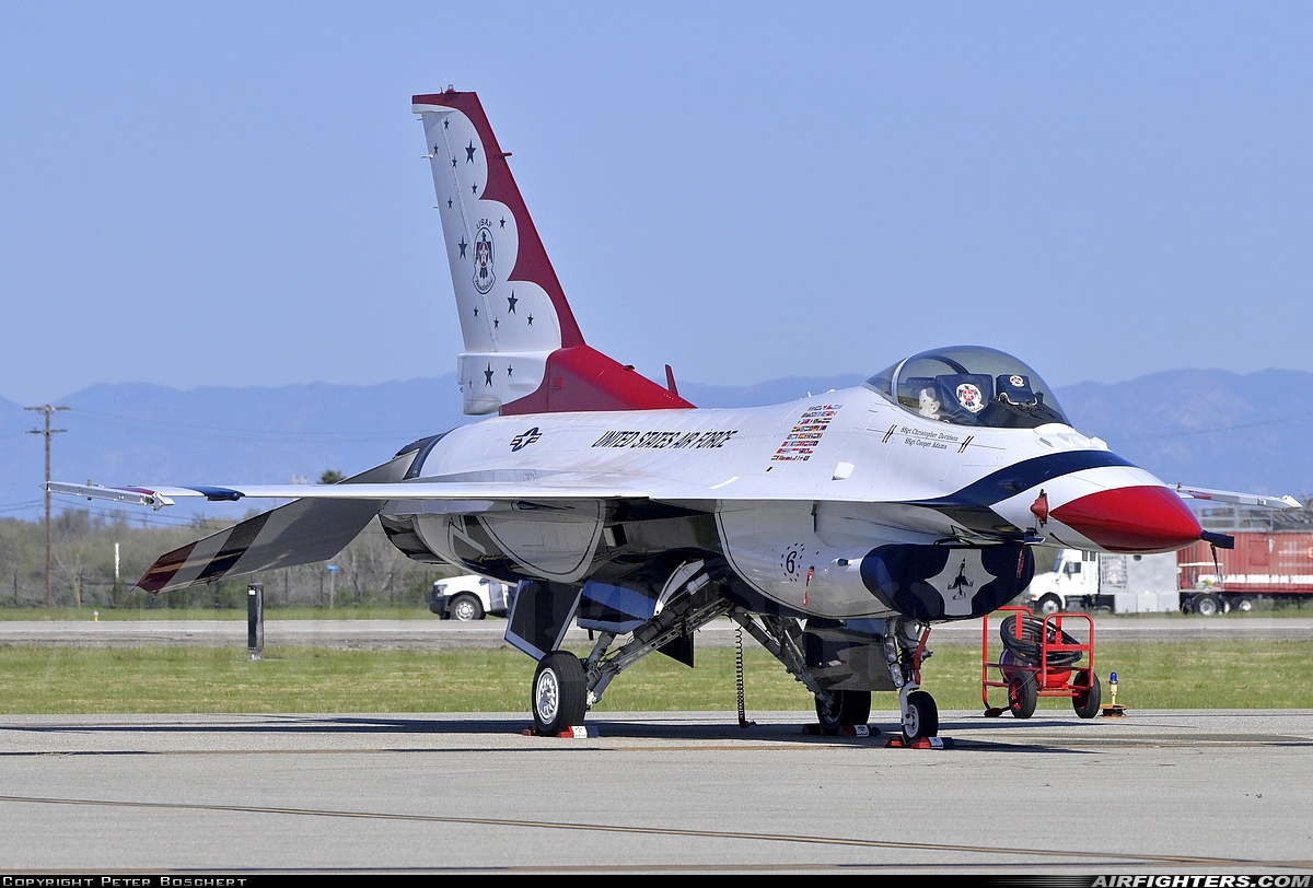 USA - Air Force General Dynamics F-16C Fighting Falcon 92-3896 at Point Mugu - NAS / Naval Bases Ventura County (NTD / KNTD), USA