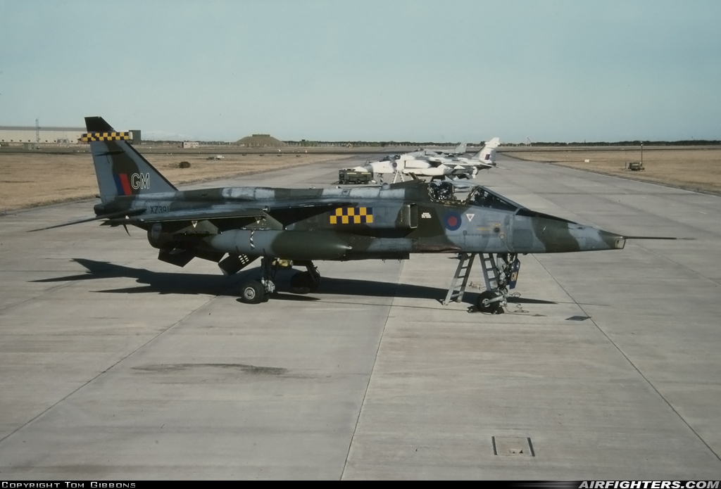 UK - Air Force Sepecat Jaguar GR1A XZ391 at Lossiemouth (LMO / EGQS), UK