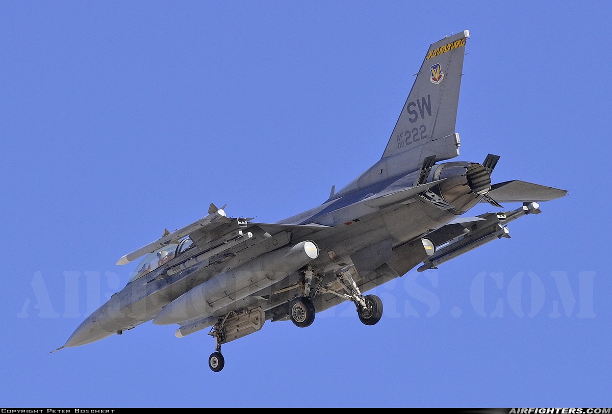USA - Air Force General Dynamics F-16C Fighting Falcon 00-0222 at Las Vegas - Nellis AFB (LSV / KLSV), USA
