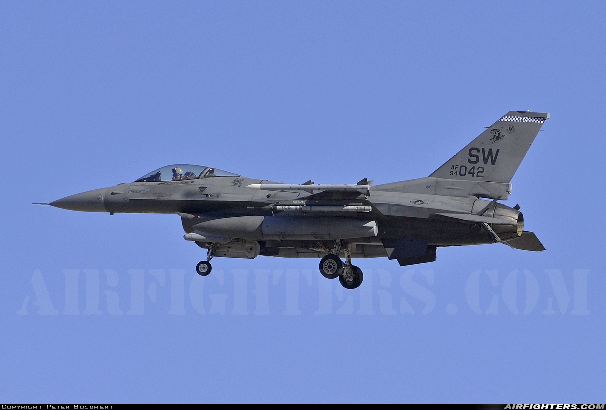 USA - Air Force General Dynamics F-16C Fighting Falcon 94-0042 at Las Vegas - Nellis AFB (LSV / KLSV), USA