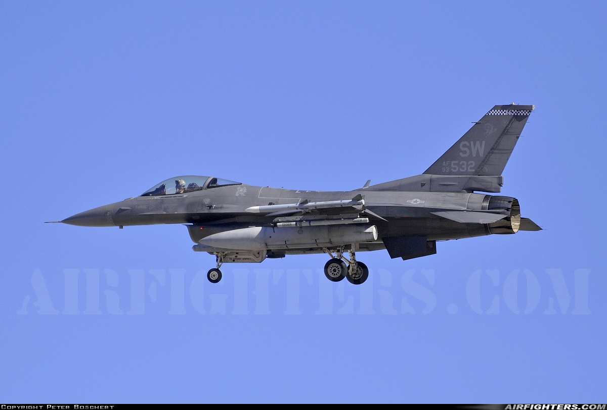 USA - Air Force General Dynamics F-16C Fighting Falcon 93-0532 at Las Vegas - Nellis AFB (LSV / KLSV), USA