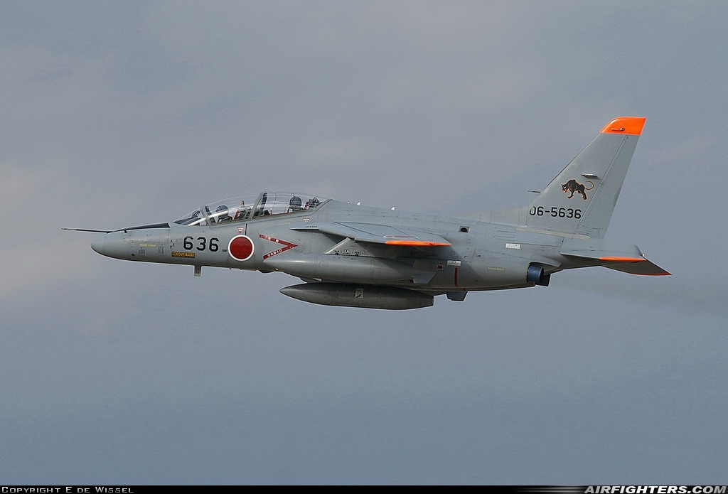 Japan - Air Force Kawasaki T-4 06-5636 at Nyutabaru (RJFN), Japan