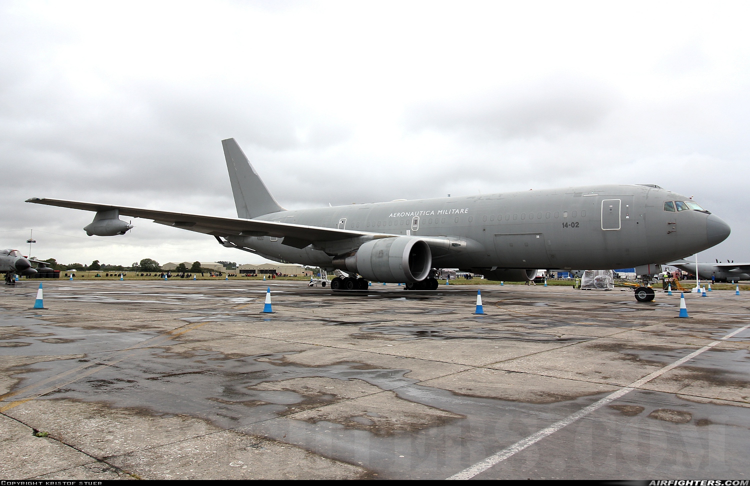 Italy - Air Force Boeing KC-767A (767-2EY/ER) MM62227 at Fairford (FFD / EGVA), UK