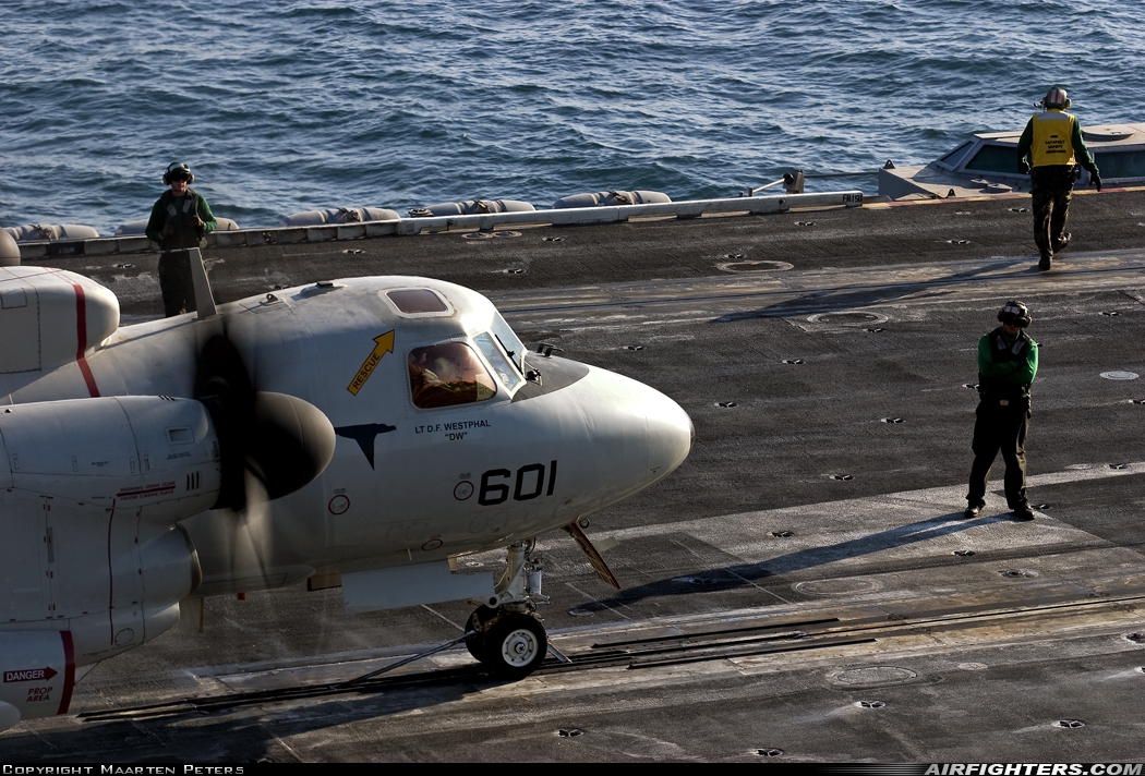 USA - Navy Grumman E-2C Hawkeye 165816 at Off-Airport - Arabian Sea, International Airspace
