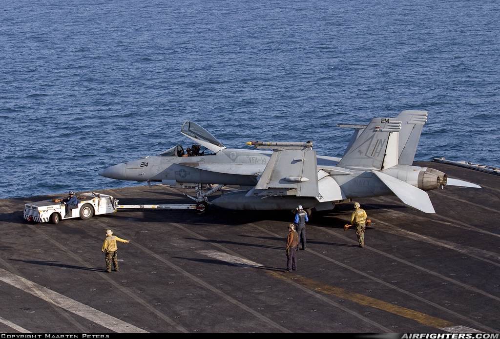 USA - Navy Boeing F/A-18E Super Hornet 166422 at Off-Airport - Arabian Sea, International Airspace