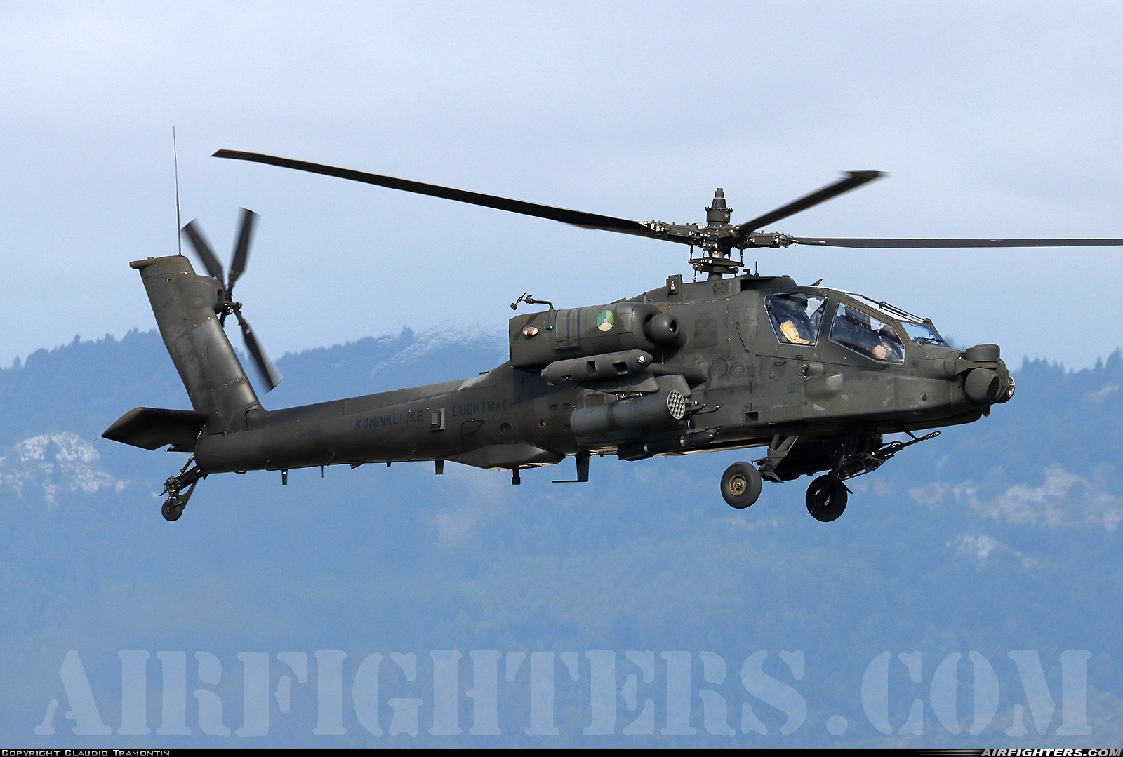 Netherlands - Air Force Boeing AH-64DN Apache Longbow Q-01 at Aviano (- Pagliano e Gori) (AVB / LIPA), Italy