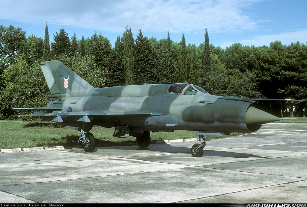 Croatia - Air Force Mikoyan-Gurevich MiG-21bis 118 at Pula (LDPL), Croatia