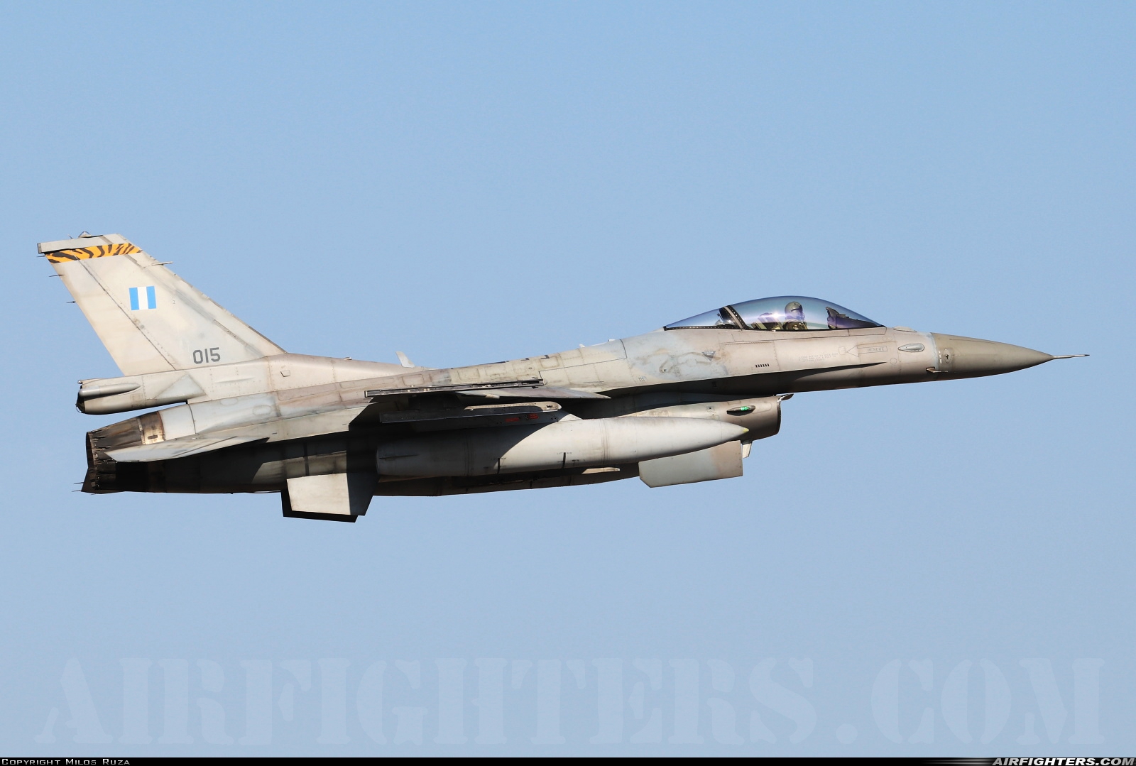 Greece - Air Force General Dynamics F-16C Fighting Falcon 015 at Gioia del Colle-Bari (LIBV), Italy