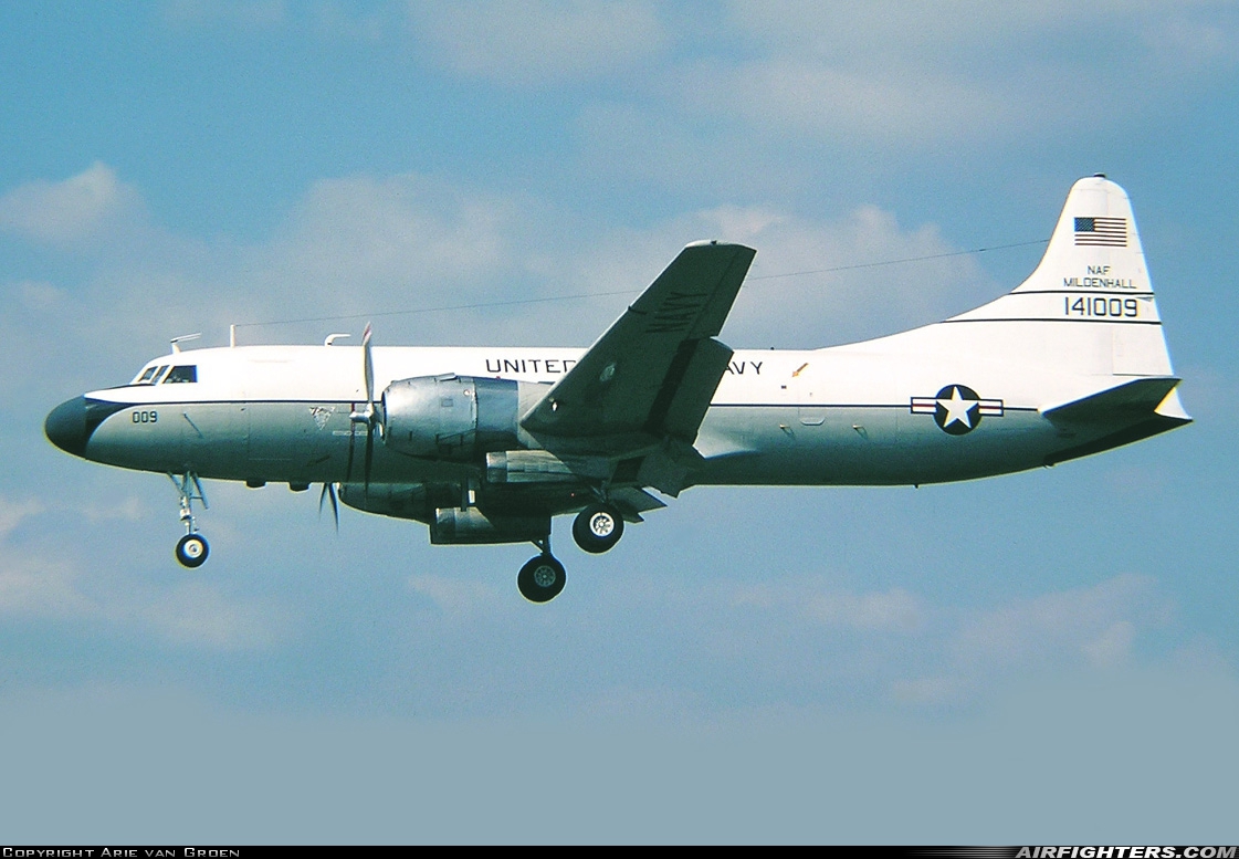 USA - Navy Convair C-131F 141009 at Mildenhall (MHZ / GXH / EGUN), UK