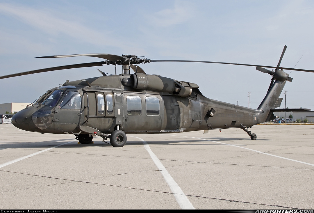 USA - Army Sikorsky UH-60A Black Hawk (S-70A) 82-23726 at Brunswick - NAS (NHZ / KNHZ), USA