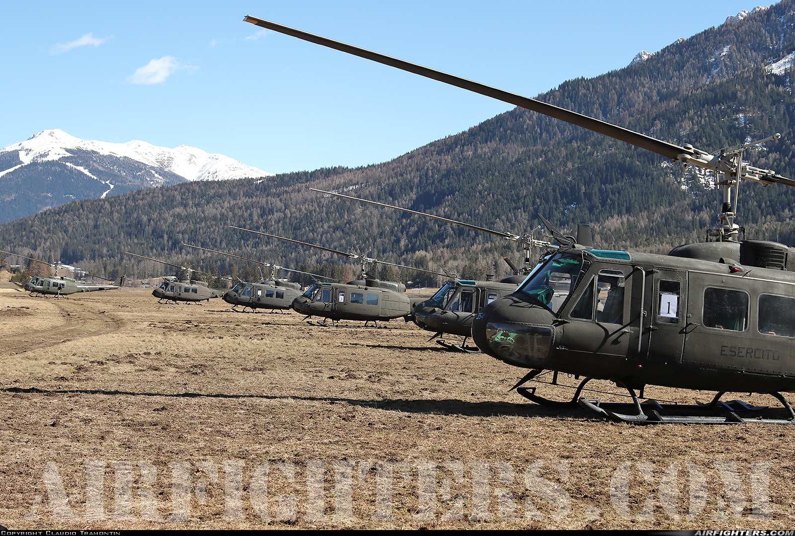 Italy - Army Agusta-Bell AB-205A-1 MM80725 at Dobbiaco (LIVD), Italy