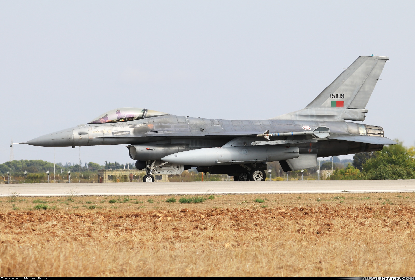 Portugal - Air Force General Dynamics F-16AM Fighting Falcon 15109 at Gioia del Colle-Bari (LIBV), Italy