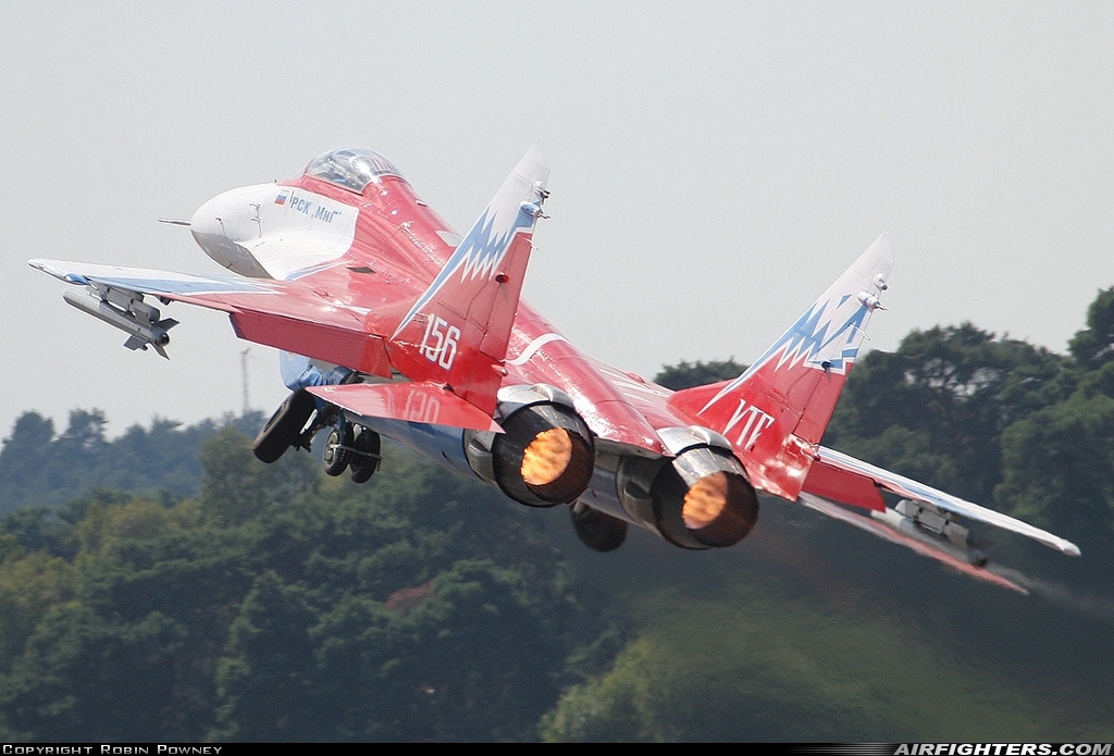 Company Owned - RSK MiG Mikoyan-Gurevich MiG-29OVT 156 WHITE at Farnborough (FAB / EGLF), UK