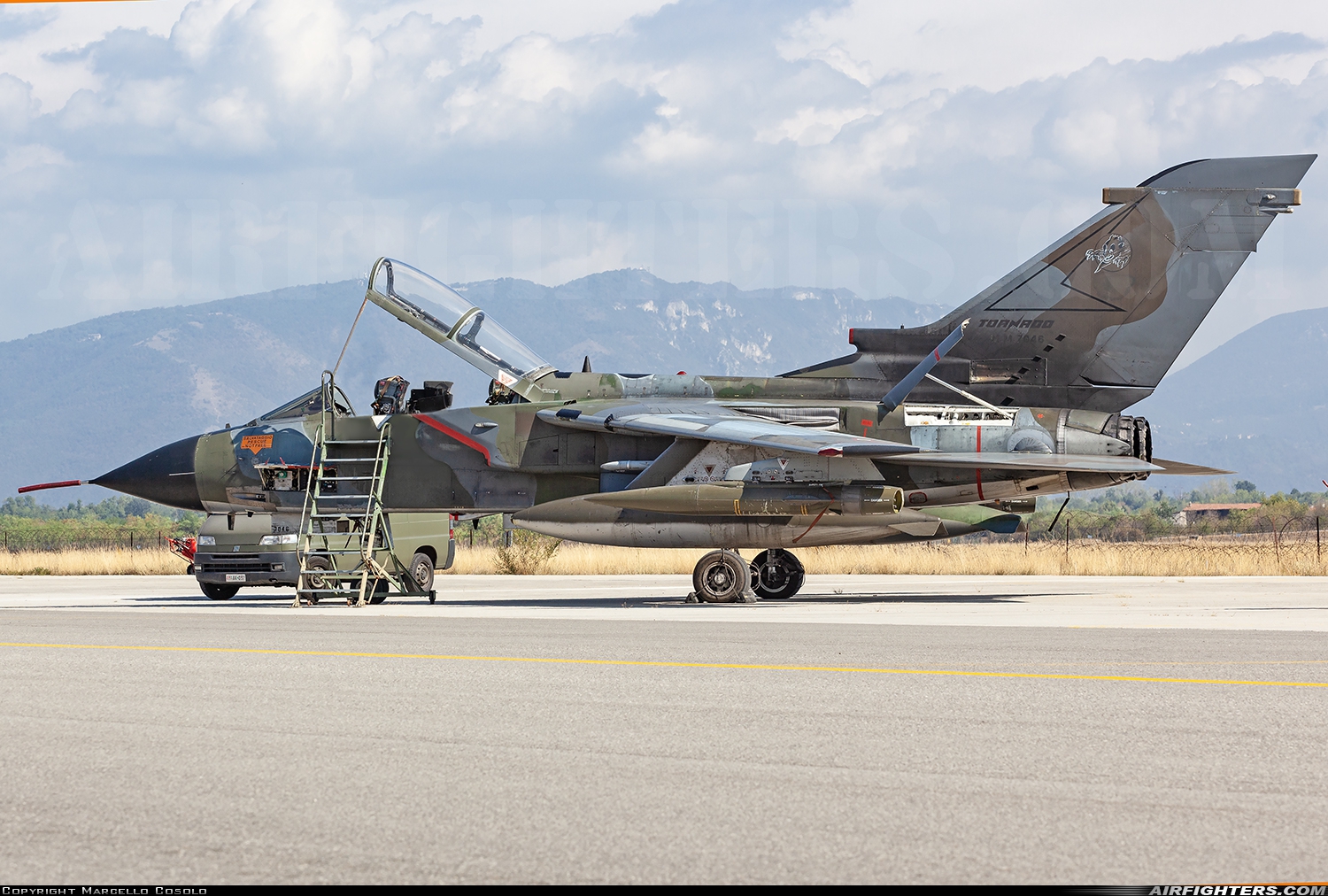 Italy - Air Force Panavia Tornado IDS MM7046 at Ghedi (- Tenente Luigi Olivari) (LIPL), Italy