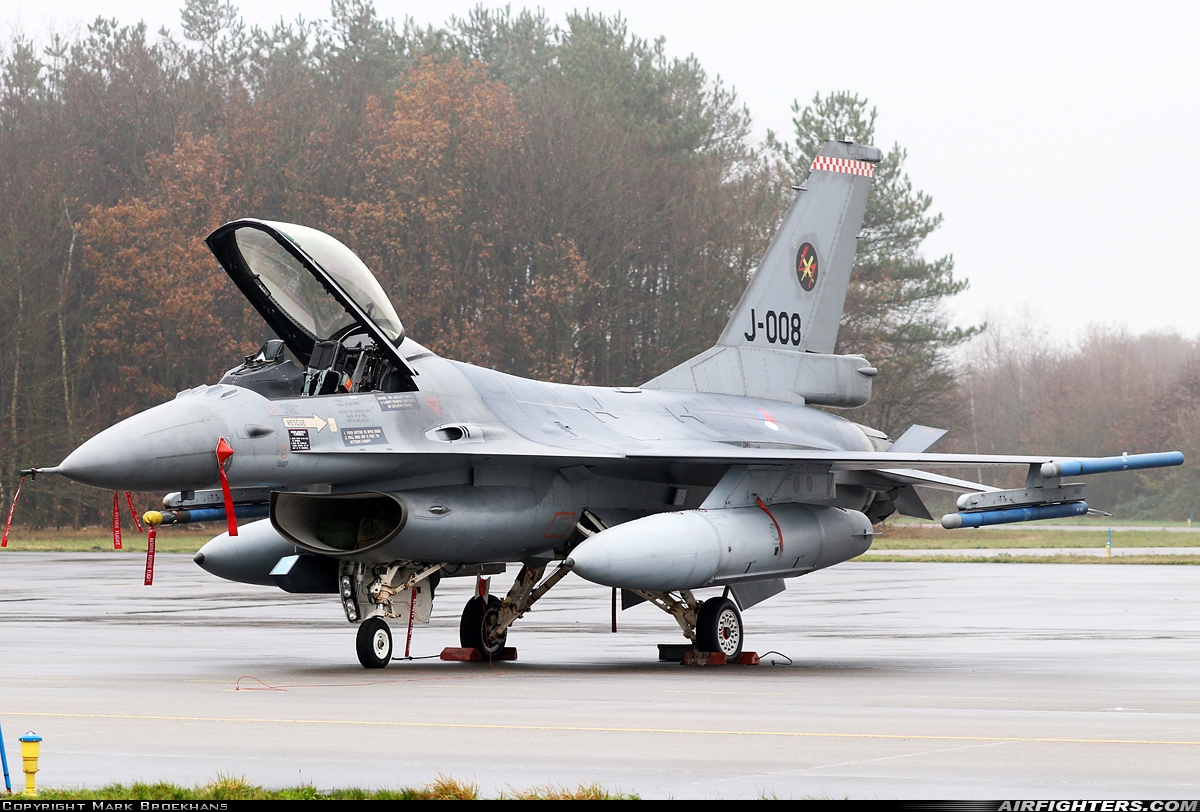 Netherlands - Air Force General Dynamics F-16AM Fighting Falcon J-008 at Uden - Volkel (UDE / EHVK), Netherlands