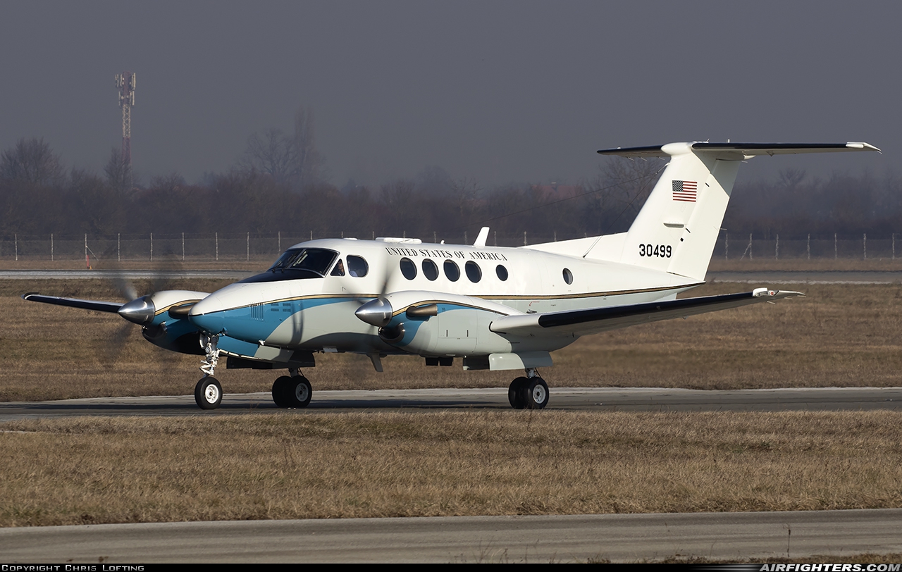 USA - Air Force Beech C-12D Huron (Super King Air A200CT) 83-0499 at Zagreb - Pleso (ZAG / LDZA), Croatia
