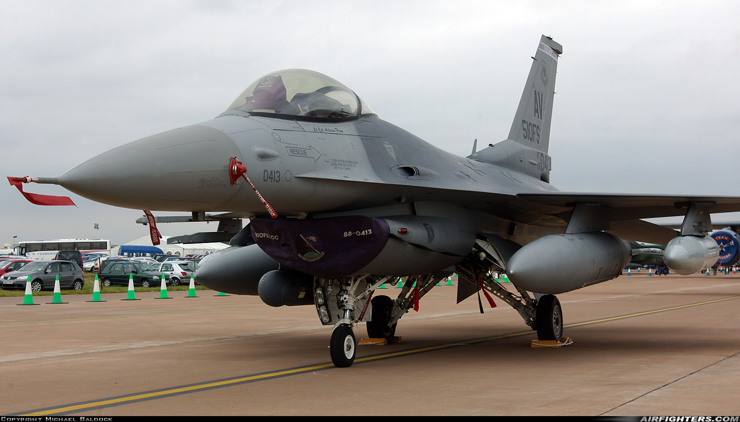 USA - Air Force General Dynamics F-16C Fighting Falcon 88-0413 at Fairford (FFD / EGVA), UK