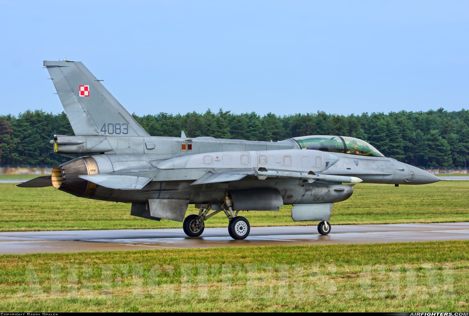 Poland - Air Force General Dynamics F-16D Fighting Falcon 4083 at Malacky - Kuchyna (LZMC), Slovakia