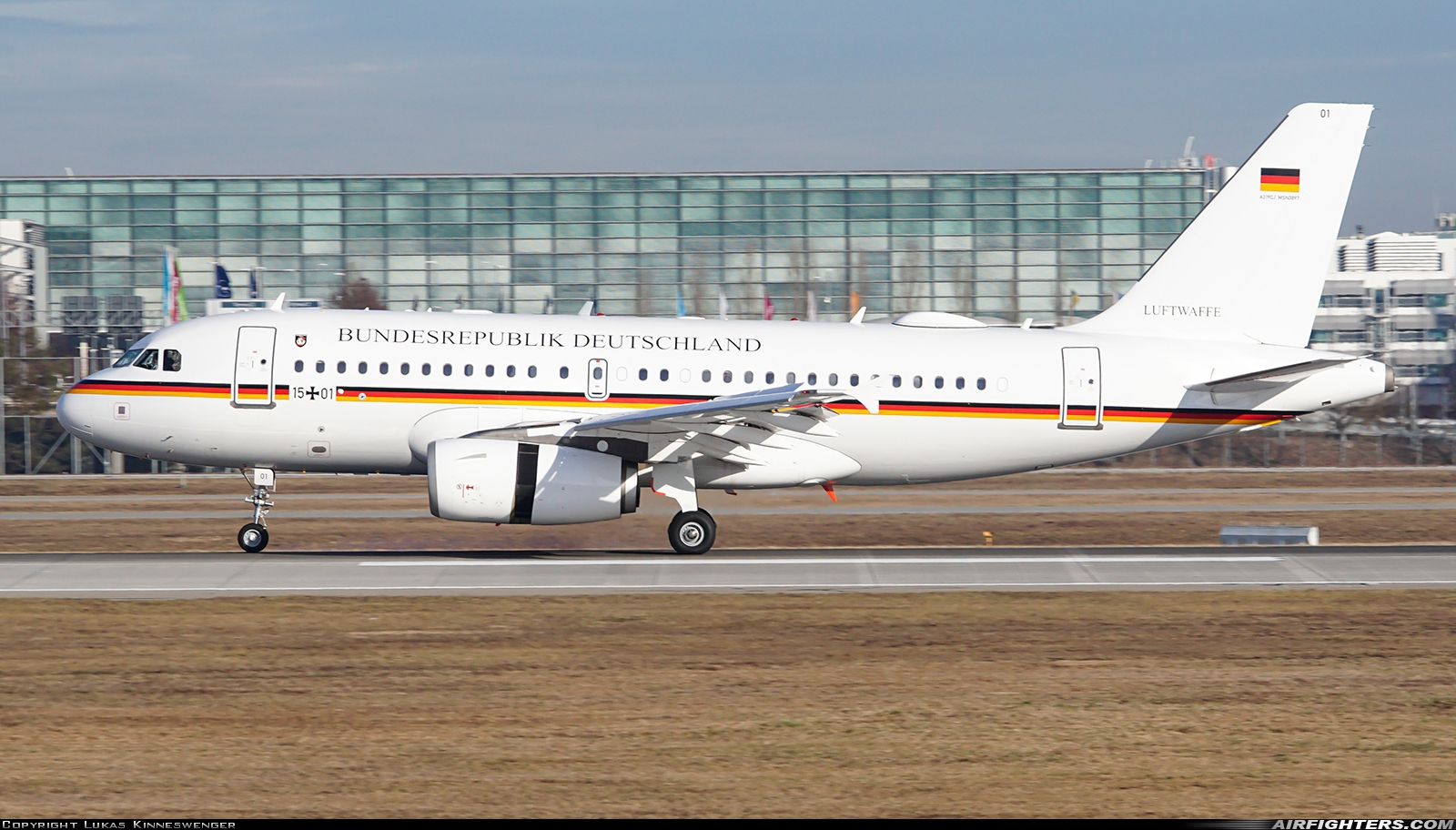 Germany - Air Force Airbus A319-133X 15+01 at Munich (- Franz Josef Strauss) (MUC / EDDM), Germany