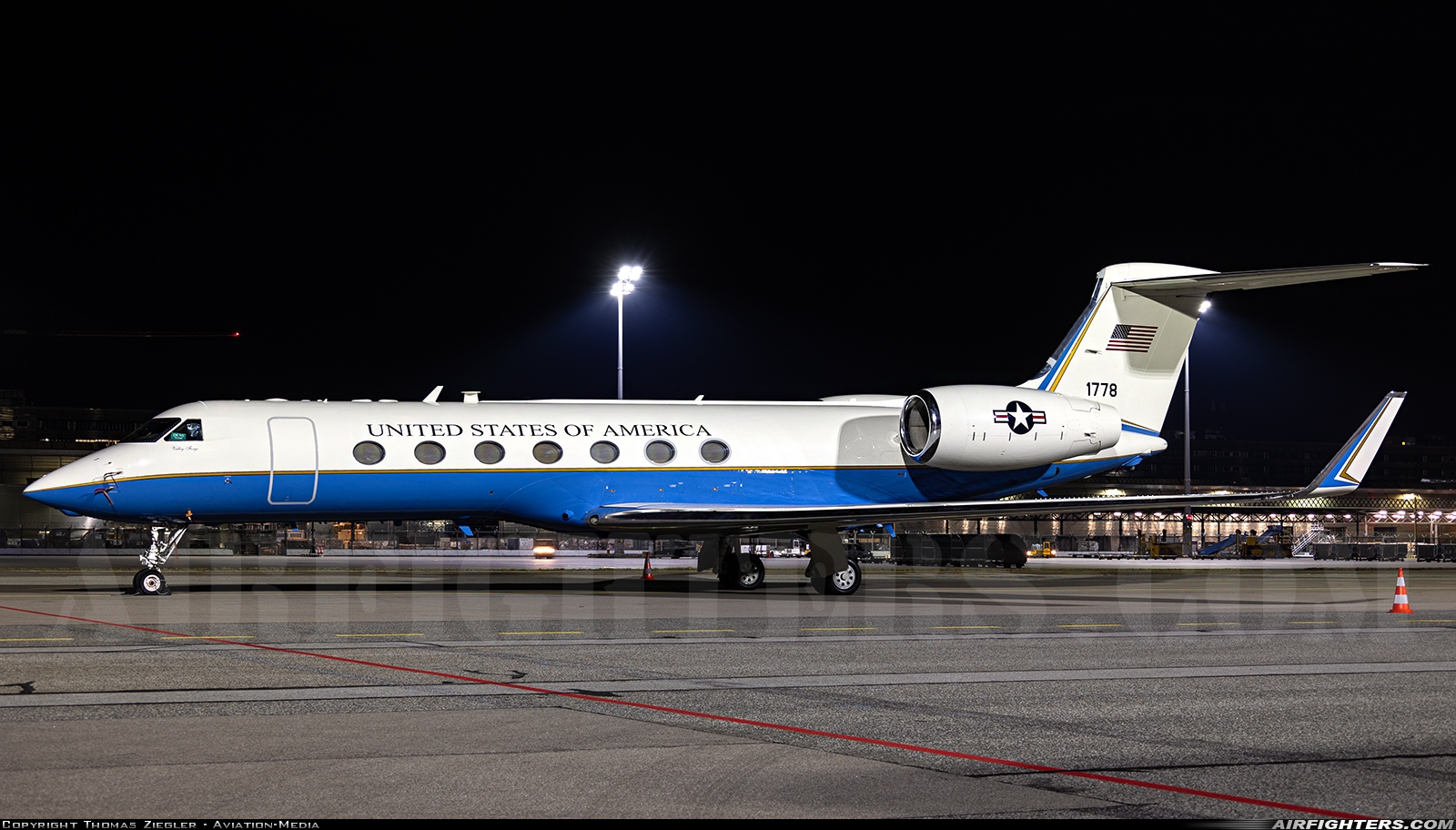 USA - Army Gulfstream Aerospace C-37B (G550) 04-01778 at Munich (- Franz Josef Strauss) (MUC / EDDM), Germany