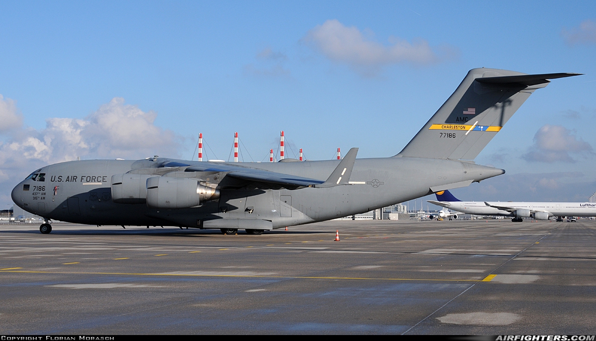 USA - Air Force Boeing C-17A Globemaster III 07-7186 at Munich (- Franz Josef Strauss) (MUC / EDDM), Germany