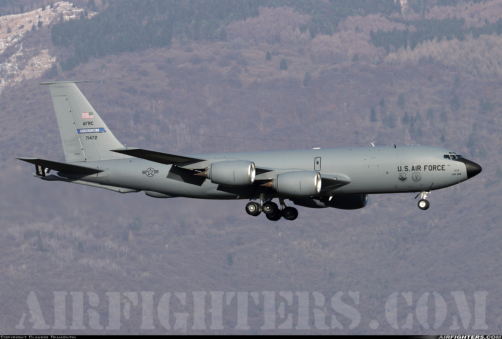 USA - Air Force Boeing KC-135R Stratotanker (717-148) 57-1472 at Aviano (- Pagliano e Gori) (AVB / LIPA), Italy