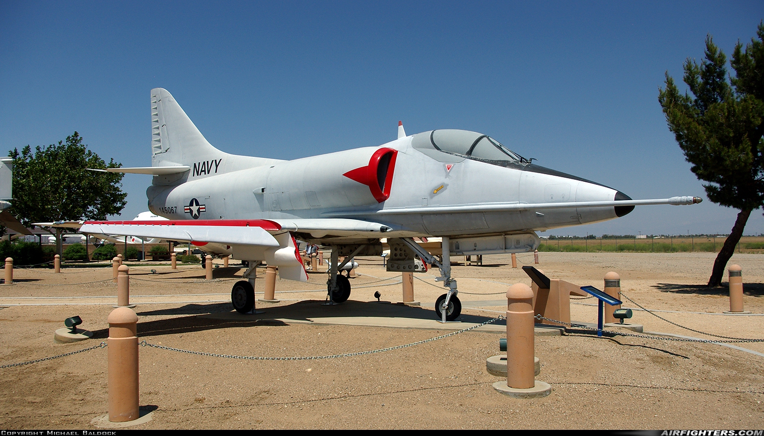 USA - Navy Douglas A-4C Skyhawk 145067 at Palmdale - Production Flight Test Installation AF Plant 42 (PMD / KPMD), USA