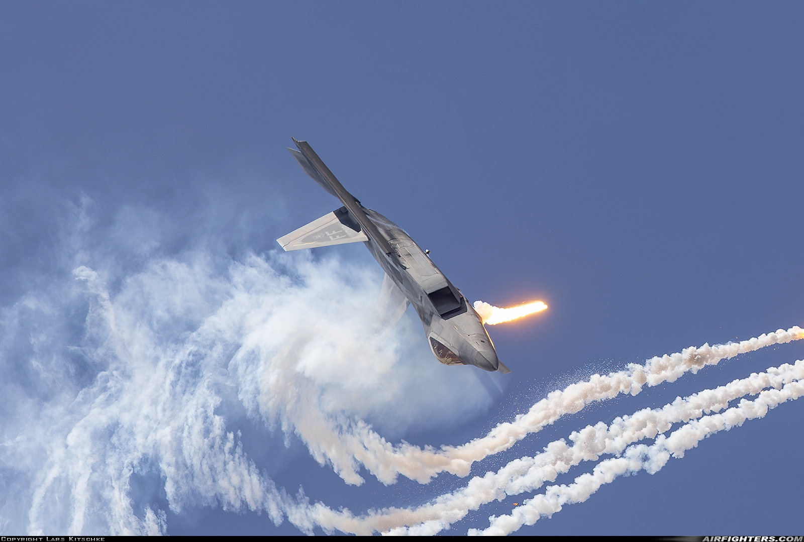 USA - Air Force Lockheed Martin F-22A Raptor 02-4040 at Yuma - MCAS / Int. (NYL / KNYL), USA