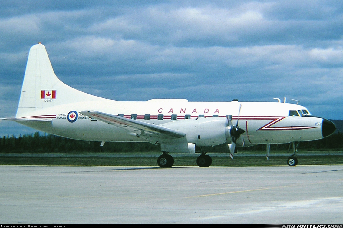 Canada - Air Force Convair CC-109 Cosmopolitan 109157 at Goose Bay (YYR / CYYR), Canada