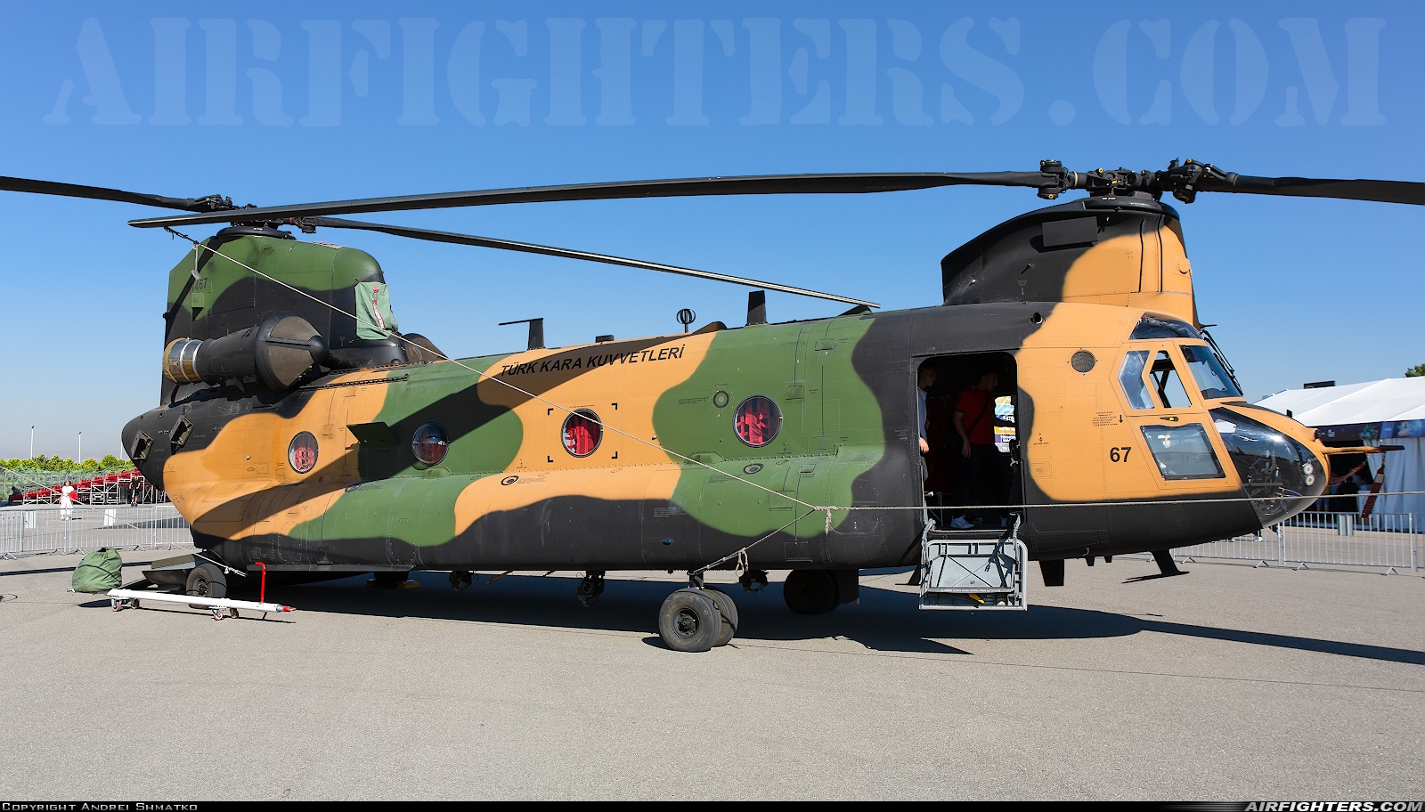 Türkiye - Army Boeing Vertol CH-47F Chinook 18-7467 at Ankara - Etimesgut (ANK / LTAD), Türkiye
