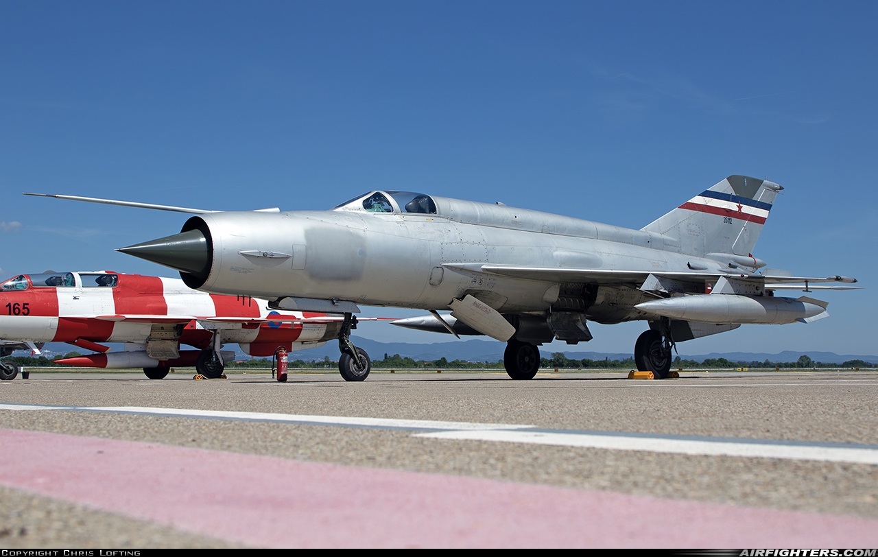 Yugoslavia - Air Force Mikoyan-Gurevich MiG-21R 26112 at Zagreb - Pleso (ZAG / LDZA), Croatia