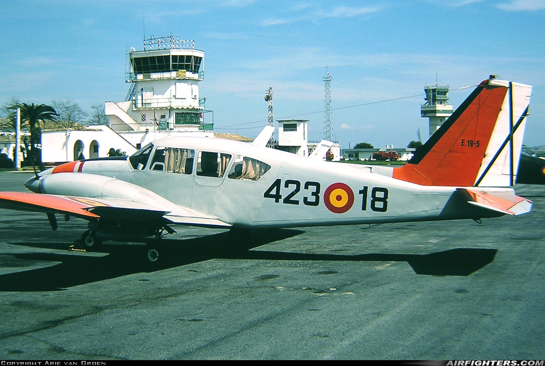Spain - Air Force Piper PA-23 Aztec E E.19-5 at Jerez AB (XRY / LEJR), Spain