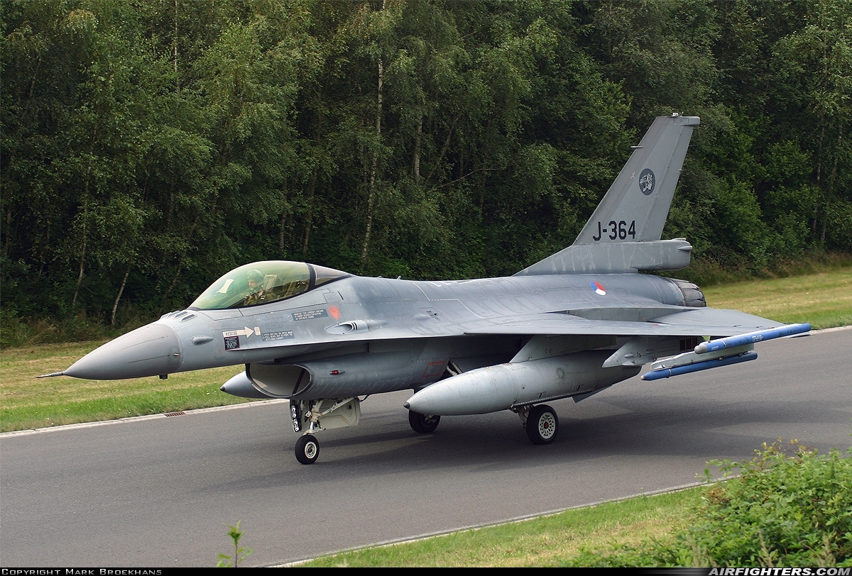 Netherlands - Air Force General Dynamics F-16AM Fighting Falcon J-364 at Enschede - Twenthe (ENS / EHTW), Netherlands
