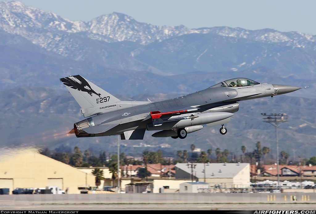 USA - Air Force General Dynamics F-16C Fighting Falcon 87-0297 at Riverside - March ARB (AFB / Field) (RIV / KRIV), USA