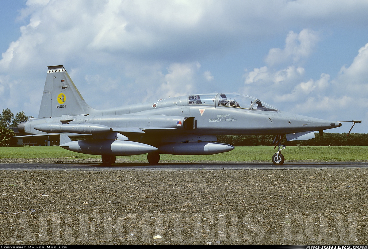 Netherlands - Air Force Canadair NF-5B (CL-226) K-4007 at Leeuwarden (LWR / EHLW), Netherlands