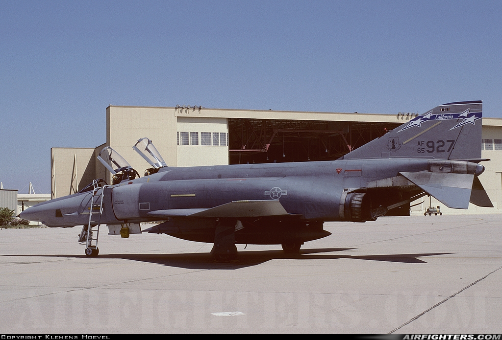 USA - Air Force McDonnell Douglas RF-4C Phantom II 65-0927 at Riverside - March ARB (AFB / Field) (RIV / KRIV), USA
