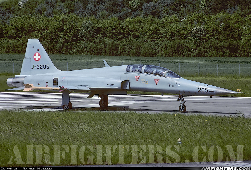 Switzerland - Air Force Northrop F-5F Tiger II J-3205 at Dubendorf (LSMD), Switzerland