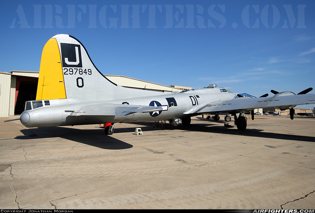 Private - Liberty Foundation Boeing B-17G Flying Fortress (299P) N390TH at Dallas - Addison (ADS / KADS), USA