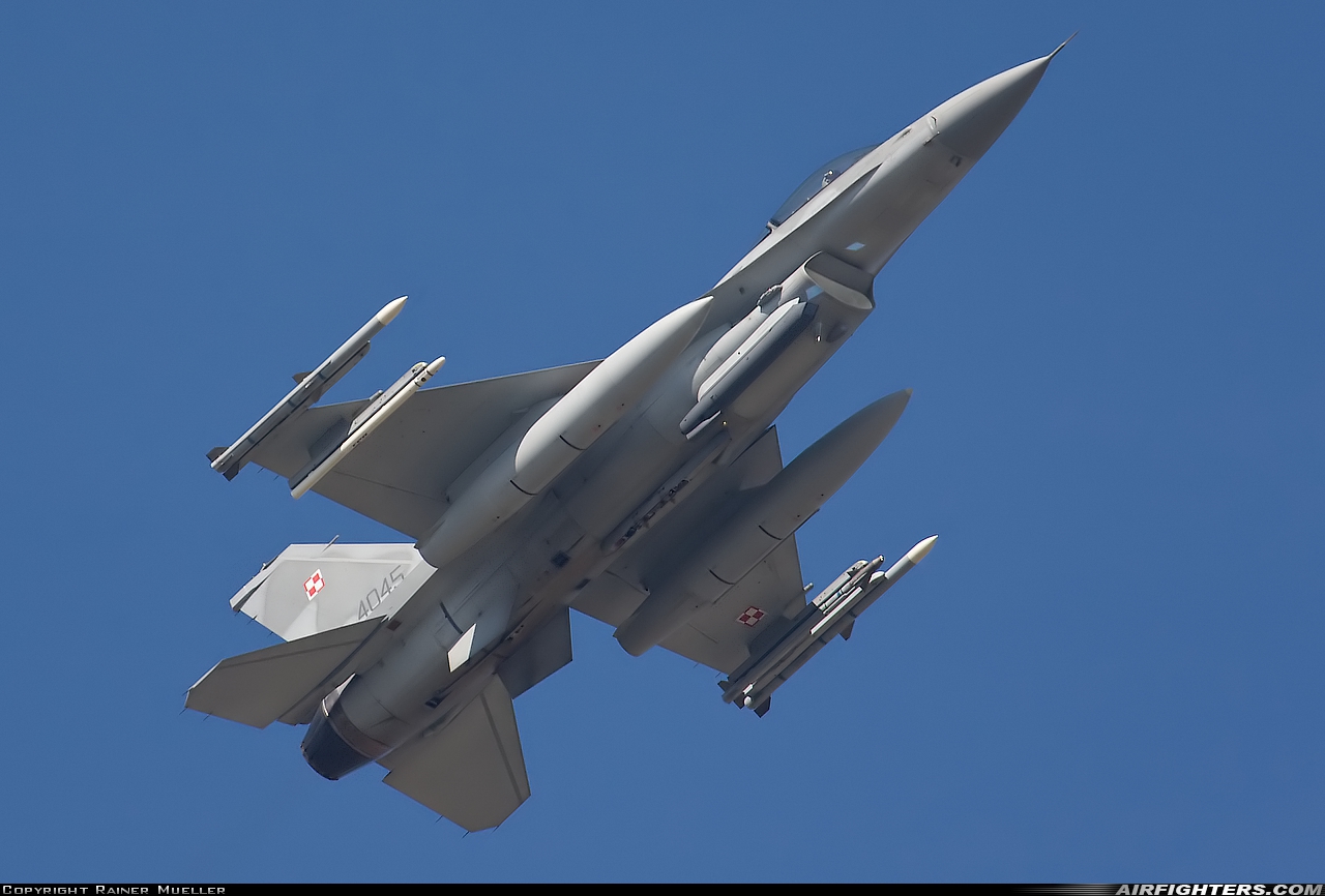 Poland - Air Force General Dynamics F-16C Fighting Falcon 4045 at Florennes (EBFS), Belgium