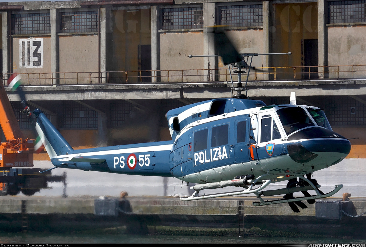 Italy - Polizia Bell 212 MM80755 at Venice - Tessera (Marco Polo) (VCE / LIPZ), Italy