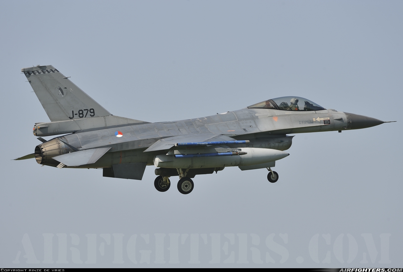 Netherlands - Air Force General Dynamics F-16AM Fighting Falcon J-879 at Leeuwarden (LWR / EHLW), Netherlands