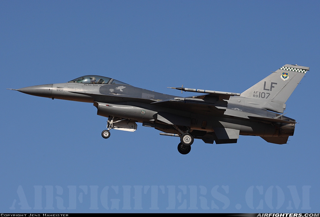USA - Air Force General Dynamics F-16C Fighting Falcon 89-2107 at Glendale (Phoenix) - Luke AFB (LUF / KLUF), USA