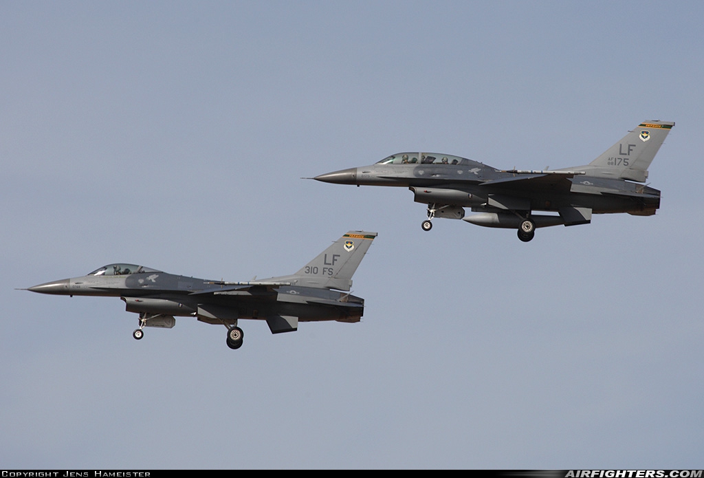 USA - Air Force General Dynamics F-16C Fighting Falcon 90-0768 at Glendale (Phoenix) - Luke AFB (LUF / KLUF), USA