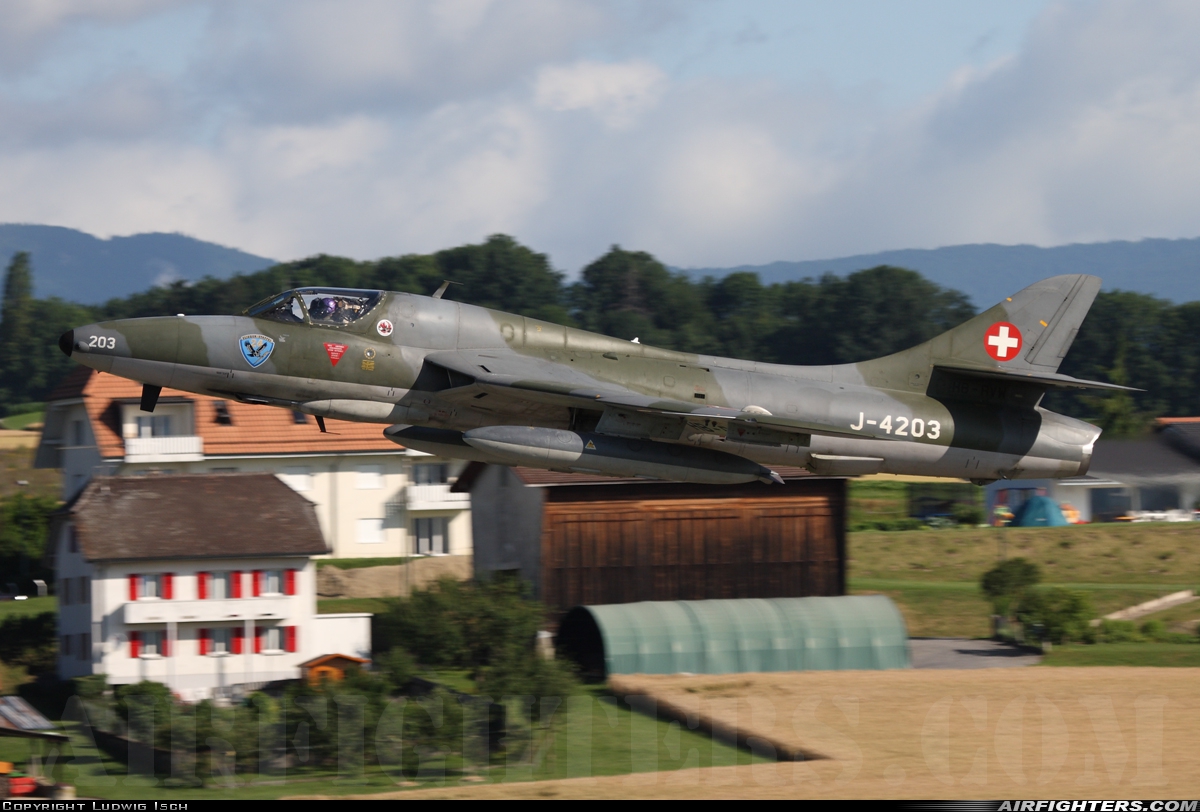 Private Hawker Hunter T68 HB-RVW at Payerne (LSMP), Switzerland