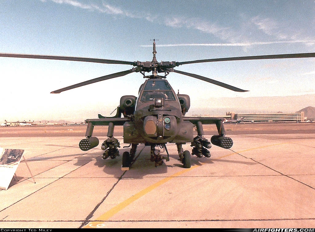 USA - Army McDonnell Douglas AH-64A Apache  at Phoenix - Sky Harbor Int. (PHX / KPHX), USA