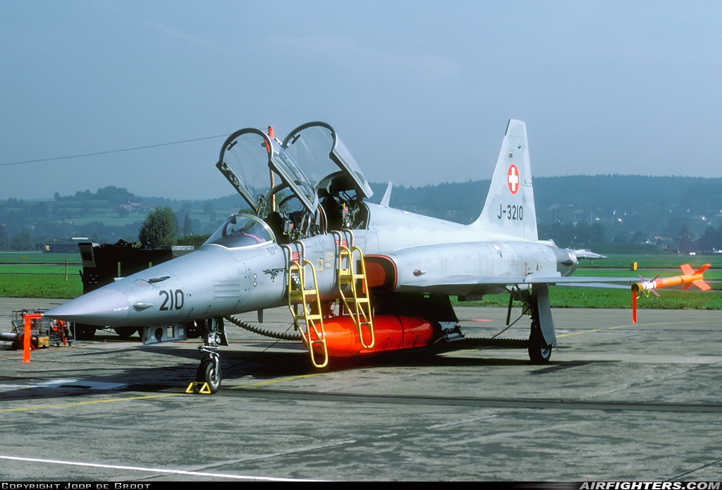 Switzerland - Air Force Northrop F-5F Tiger II J-3210 at Dubendorf (LSMD), Switzerland