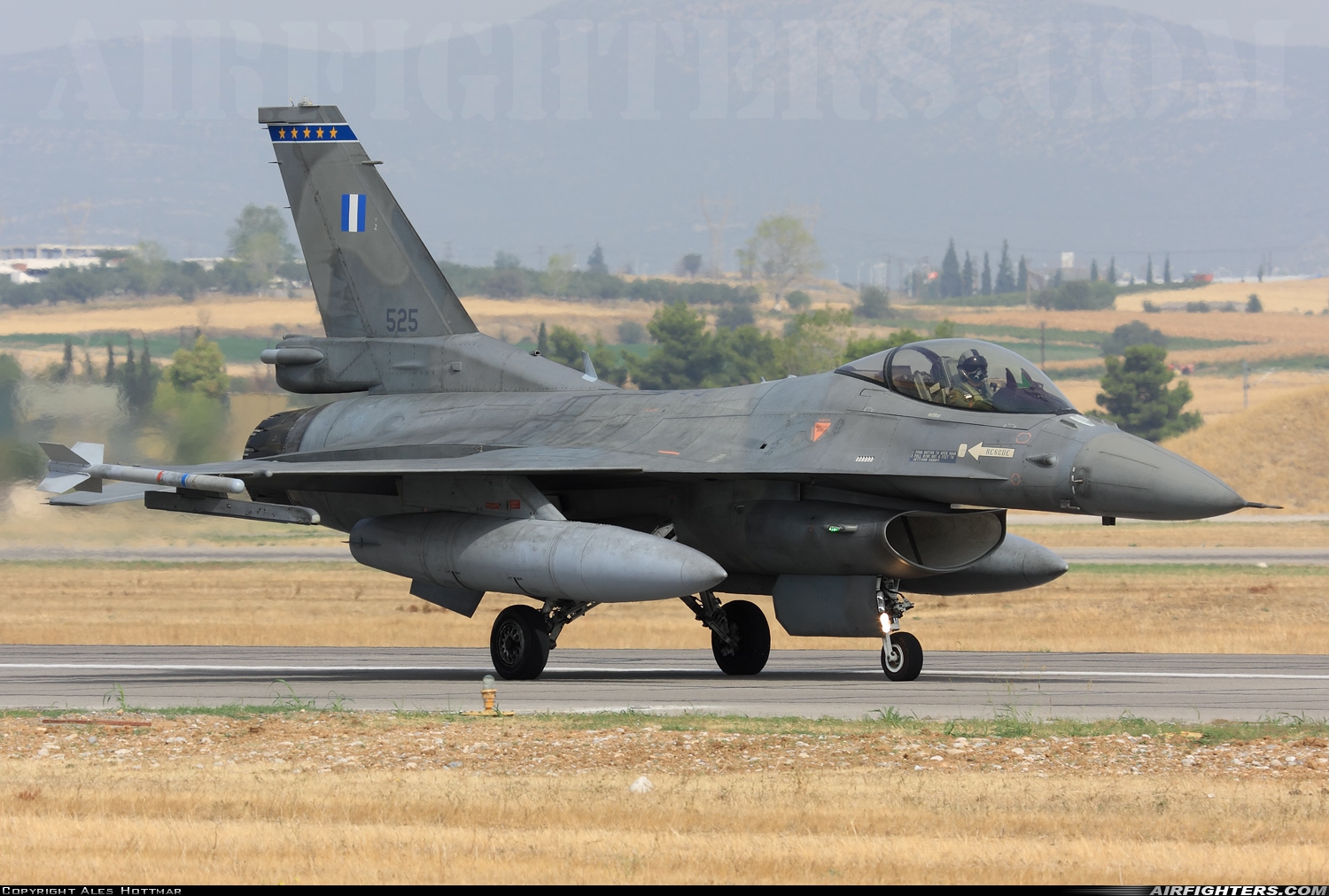 Greece - Air Force General Dynamics F-16C Fighting Falcon 525 at Tanagra (LGTG), Greece