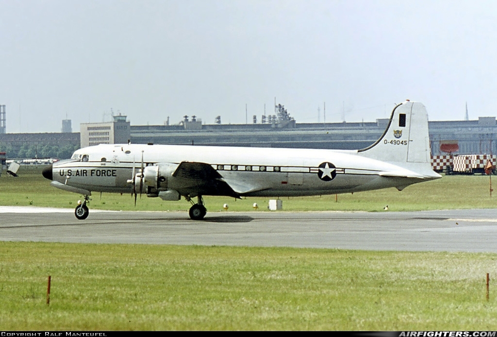 USA - Air Force Douglas C-54E Skymaster 44-9045 at Berlin - Tempelhof (THF / EDDI), Germany